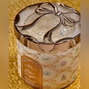 🆕💫 BATH & BODY WORKS LIMITED EDITION  “LIFE’S A FAIRYTALE” 3-WICK CANDLE. NEW.